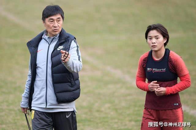 西班牙队延续连胜势头，世界杯后实现四连胜